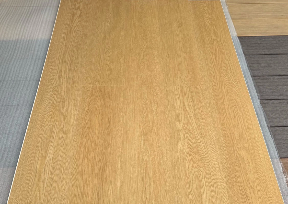 กระเบื้องยาง 6มิล PT05