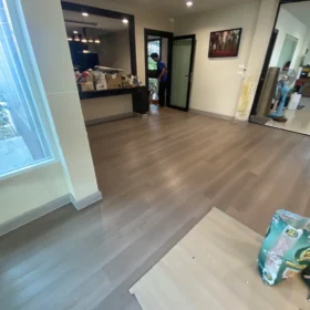 รูปภาพบ้านที่ปูกระเบื้องยาง6มิล PT06