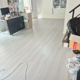 รูปรีวิวพื้นกระเบื้องยางSPC